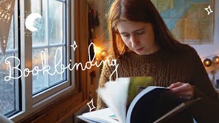 Cosy bookbinding in winter solstice 😌 📚 little chat and indie music