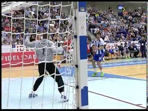 Andebol: FC Porto-Benfica, 28-25 (Andebol 1, meia-final, jogo 1, 03/04/15)