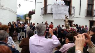 preview picture of video 'Domingo de resurrección en Arbuniel 2014!'