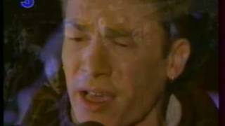 Florent Pagny chante "Qu'est-ce qu'on a fait" en Bosnie 1992