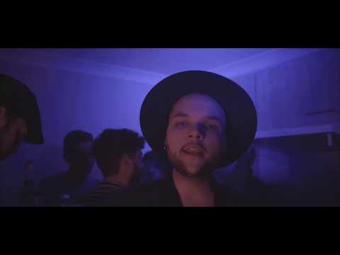 Lucas Berloff | Blue Session (Official Video)
