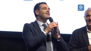 il-sindaco-canta-il-coro-della-curva-applausi-al-tommariello