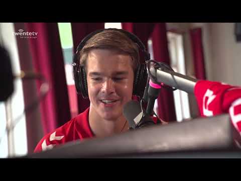 100 JAAR | sv Enter B1