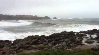 preview picture of video 'Colingham Bay Scotland Storm 24th Oct 11'
