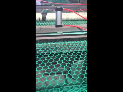 Manufacturing process of plastic mesh