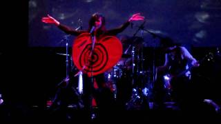 Brazilian Girls - Don't Stop (live @ Avalon, 10.19.09)