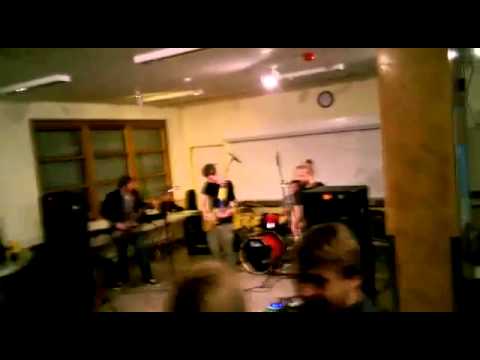 The Infrasonic Beat Machine - Running on Coffee (live)