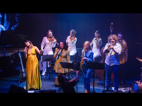 Lovely Day - Caloé (live)