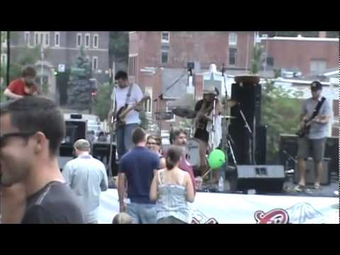 DUKE JUNIOR & THE SMOKEY BOOTS- You Ain't Goin Nowhere [Boogie on the Bricks 2011]