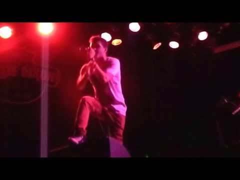 Likuid,frans & Deck (EXIGIDO) - Willie dixòn 24-10 EN VIVO : "tan dificil"