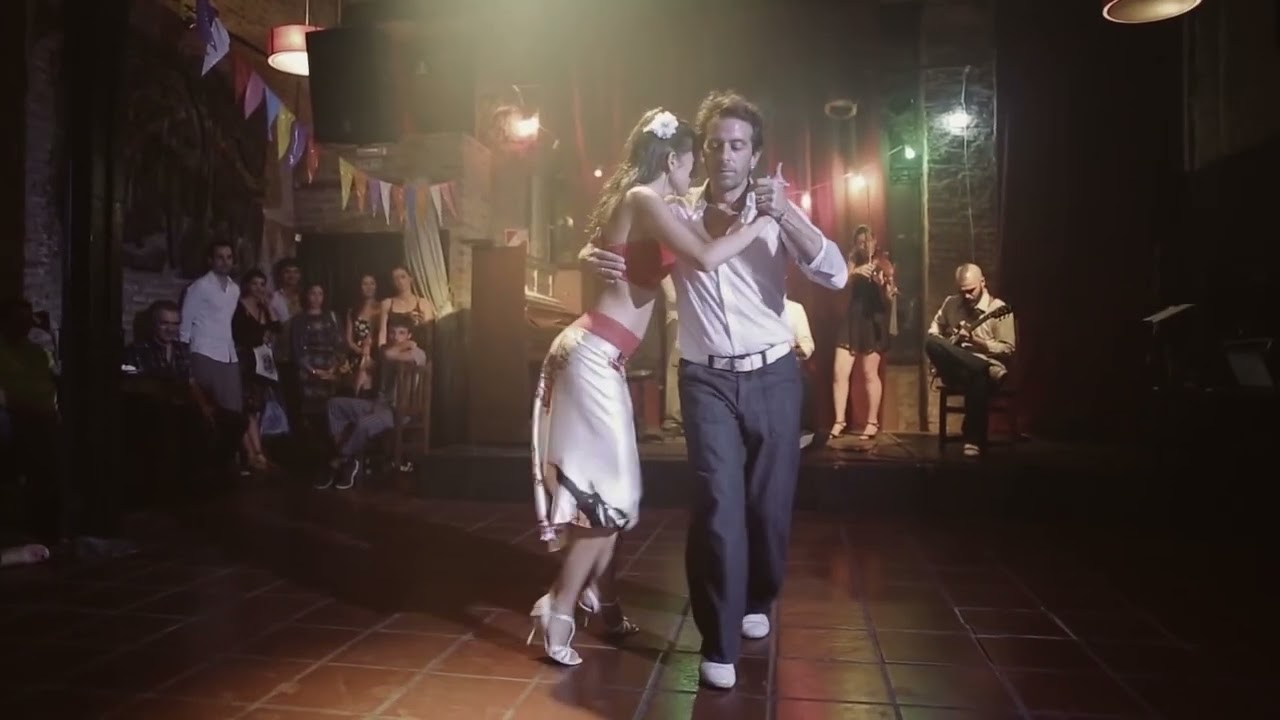 MILONGA   Ella es Asi:  Pablo Inza y Sofia Saborido