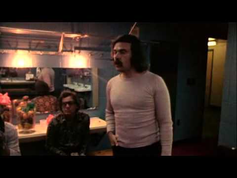 Питер Грант вставляет...