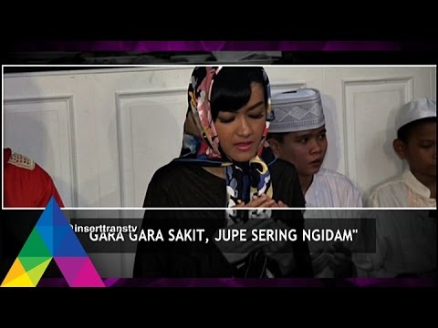 INSERT # JULIA PEREZ HOLDS A STUDY AFTER OVER A CRITICAL PERIOD