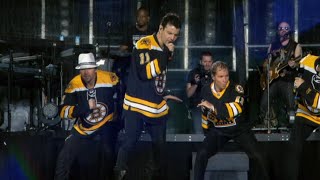 NKOTBSB Fenway Park 2011 -  Don&#39;t Turn Out The Lights