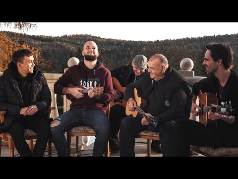 SLZA & POKÁČ A FRANTIŠEK A VOJTA NEDVĚDOVI | Stánky