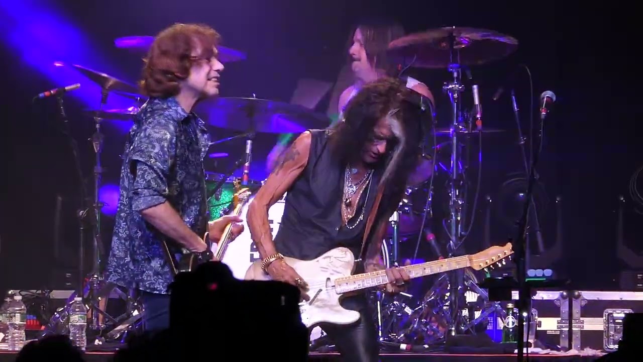 The Joe Perry Project - Beck's Bolero April 18th, 2023 Webster Hall New York City - YouTube