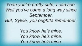 Saint Etienne - Sylvie Lyrics