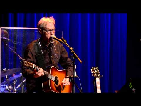 Sam Baker - Broken Fingers (eTown webisode #733)