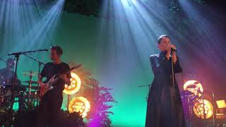 Jessie Ware - Your Domino (Islington Assembly Hall 4/09/17)