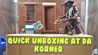 QUICK UNBOXING AT DA KORNER. #gijoeclassified #hasbro #unboxing #cobra #toyhunting #toynews #nyc