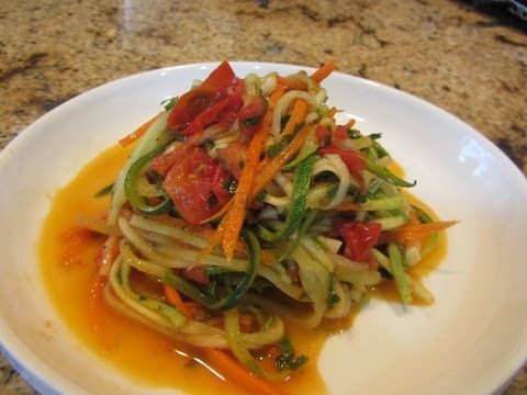 Zucchini Spaghetti Noodles With Fresh Garden Sauce