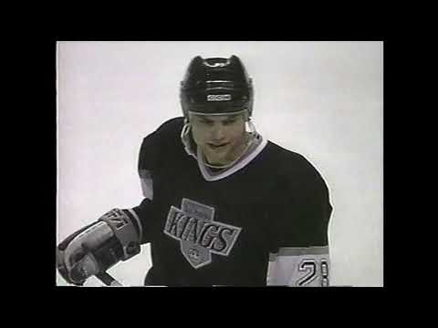 Los Angeles Kings at St. Louis Blues - January 26, 1995 (first Blues game at Kiel Center)
