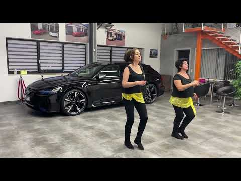 Tus besitos  Salsa di gruppo 2022 eseguita da Giusy Dance & Vera Coreo Hantos Djay.