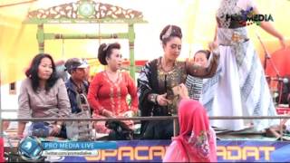 Download lagu Alim Bobogohan Deui - Degung Jaipong SRI ANGGRAENI Group [05-02-2017] mp3