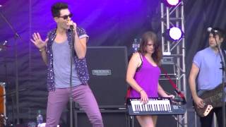 Living in the Sky With Diamonds- Cobra Starship Live