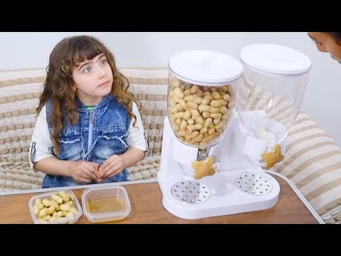 Habiba and the delicious sweets