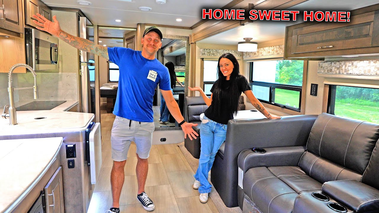 It's Official! We Made It Home With Our New RV! Now Where We Going!?