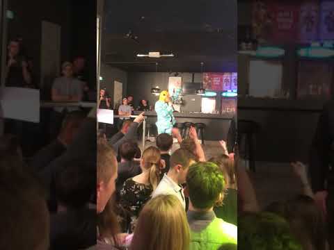 Ingo ohne Flamingo live im Haase