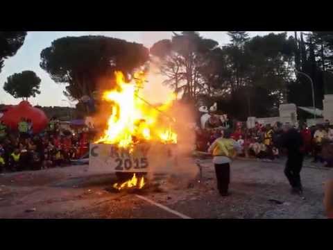 Rogo Carnevale - Pupazzo in Fiamme a Guidonia Roma