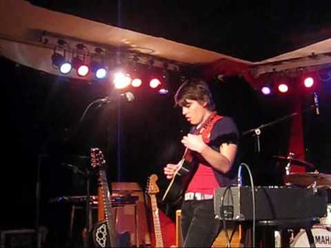 1/18- Kaki King - Falling Day - Gleiss 22 - Muenster - 27 March 2010
