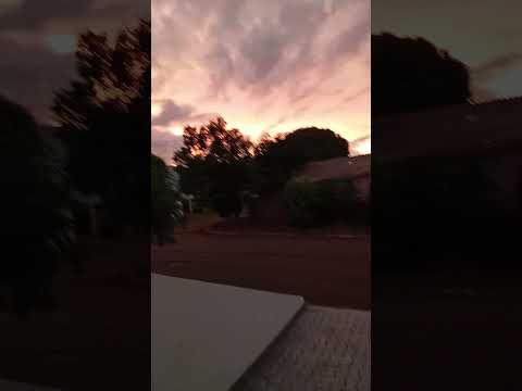 por do Sol ☀️ em céu azul parana