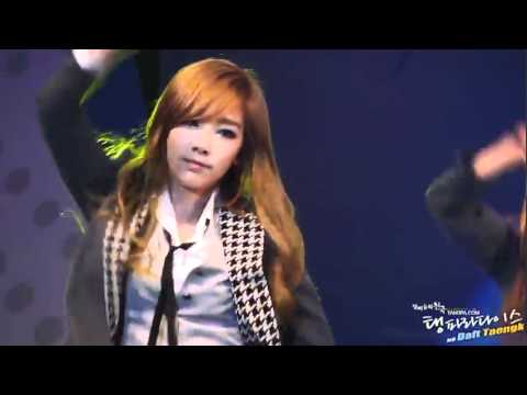 111122 Taeyeon - Genie @ Brighten Concert