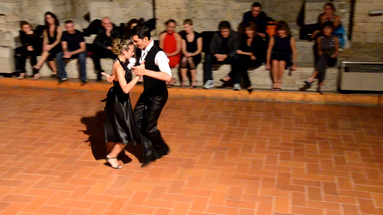 MAXI COPELLO y NADIA JOHNSON Anteprima TODI TANGO FESTIVAL  Alice Tango a Todi 20 10 2012 2:4