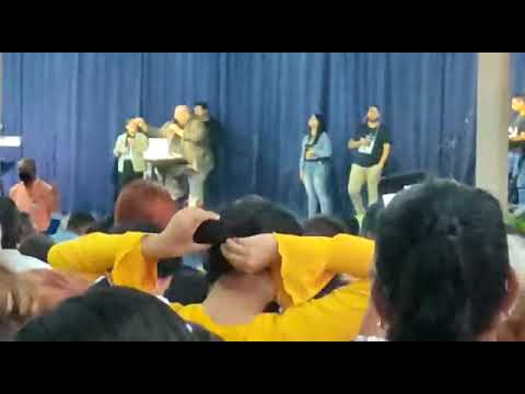 Llamado de Salvación en la Iglesia Peniel en Valencia Edo Carabobo.