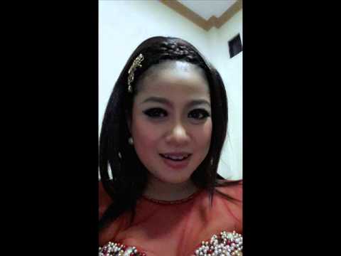 Lilin Herlina   Madu Merah