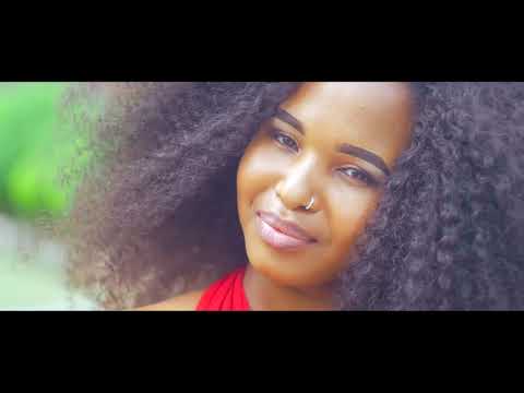 Gui Brandao - Buquê de Rosas (Official Video) by Cr Boy