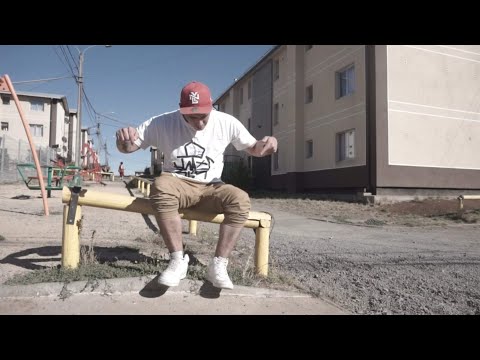 D. T. C. O. - Doscerotres (Video oficial) 2021