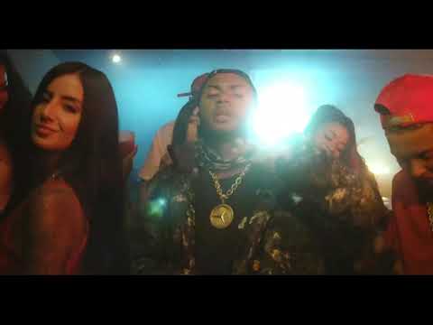 OROCHI FT AZEVEDO MAQUINY  "ASSALT PERFUME CHIQUE"