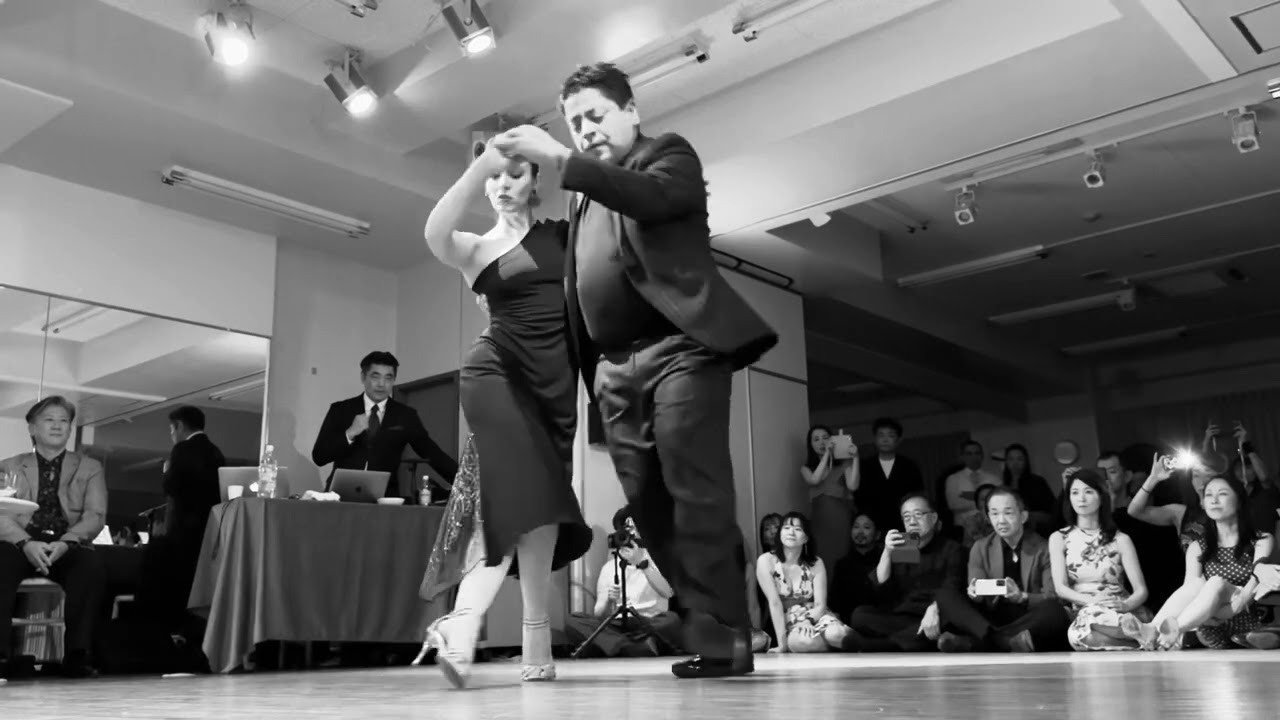 Video thumbnail for Carlitos Espinoza and Agustina Piaggio. Tango 3/4. (Osvaldo Pugliese- Gallo Ciego) @Tangostories