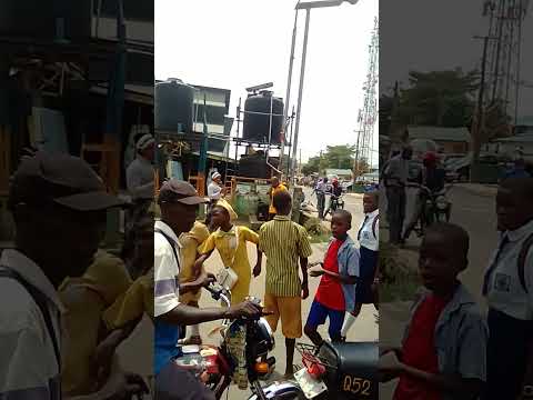 #Street #Evangelism @Mafoluku #Oshodi #Lagos - YouTube