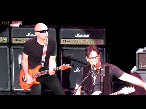 Joe Satriani, Steve Vai, Brendon Small, Tosin Abasi G4 2015 Frank Zappa Guitar Jam