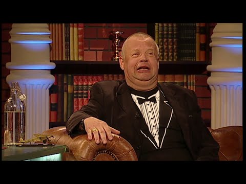 ŠIMACI - NEODVYSIELATEĽNÝ VTIP Tuliho Vojteka - Neskoro Večer