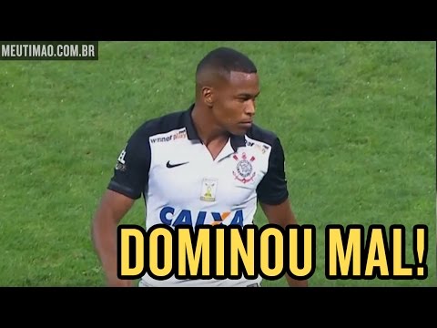 Alan Mineiro tem a chance, mas perde gol sem goleiro contra o Audax