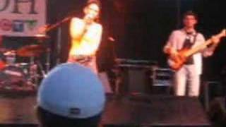 Cassie Steele Bluebird live