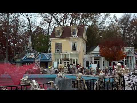 Six Flags October 31, 2009 Fright Night Fountain