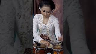 Download lagu melody cinta mp3